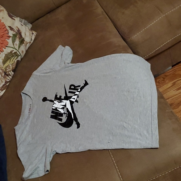 Nike/Jordan Other - Boys Xl shirt